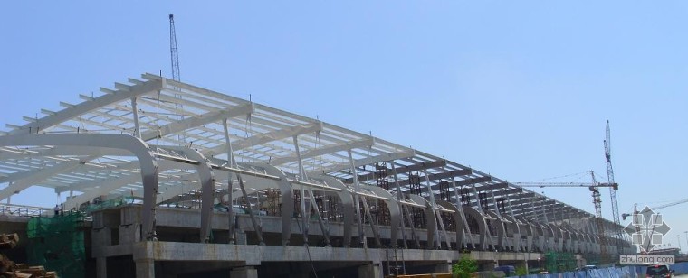 广珠城际珠海站钢结构封顶资料下载-广珠城际珠海站钢结构封顶