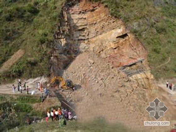 丽水山体滑坡的原因资料下载-四川大竹县发生一处山体滑坡 1人死亡2人被困