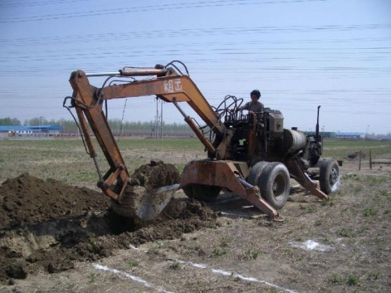 异形钢结构施工重点资料下载-建筑工程钢结构标准化施工全过程照片集锦