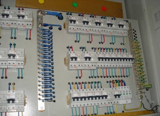 [工程实例]高层机电设备安装之配电箱（图解）-20.JPG