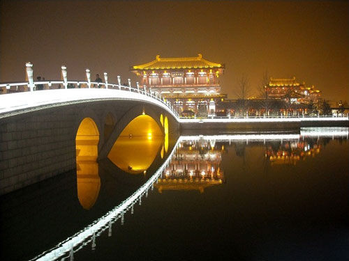 长隆大剧院资料下载-中国夜景最美的十大城市 美到没朋友