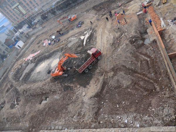 高层地下室全过程资料下载-高层建筑地下室基坑施工全过程图片集（一）