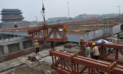 北京梁式桥梁设计资料下载-宽幅城市桥梁多箱分体顶推施工工法