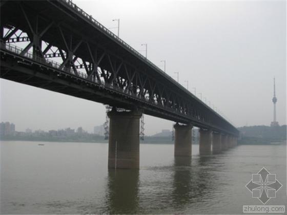 南京五桥项目资料下载-工程揭秘 | 武汉长江大桥50年前曾秘密改建 