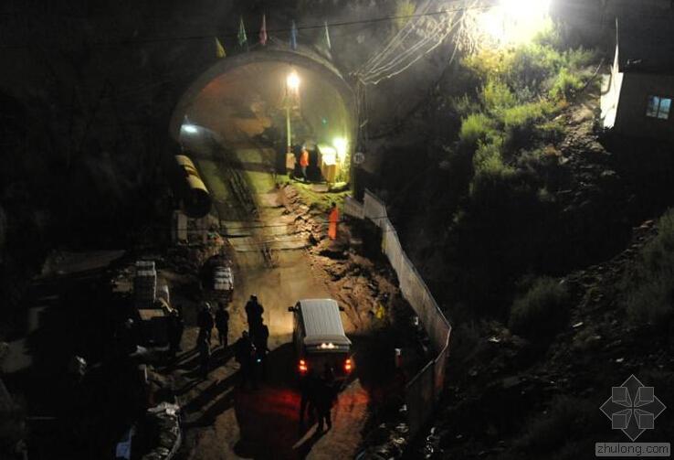 隧道溶洞处治方案资料下载-具茨山隧道塌方处治设计与施工技术