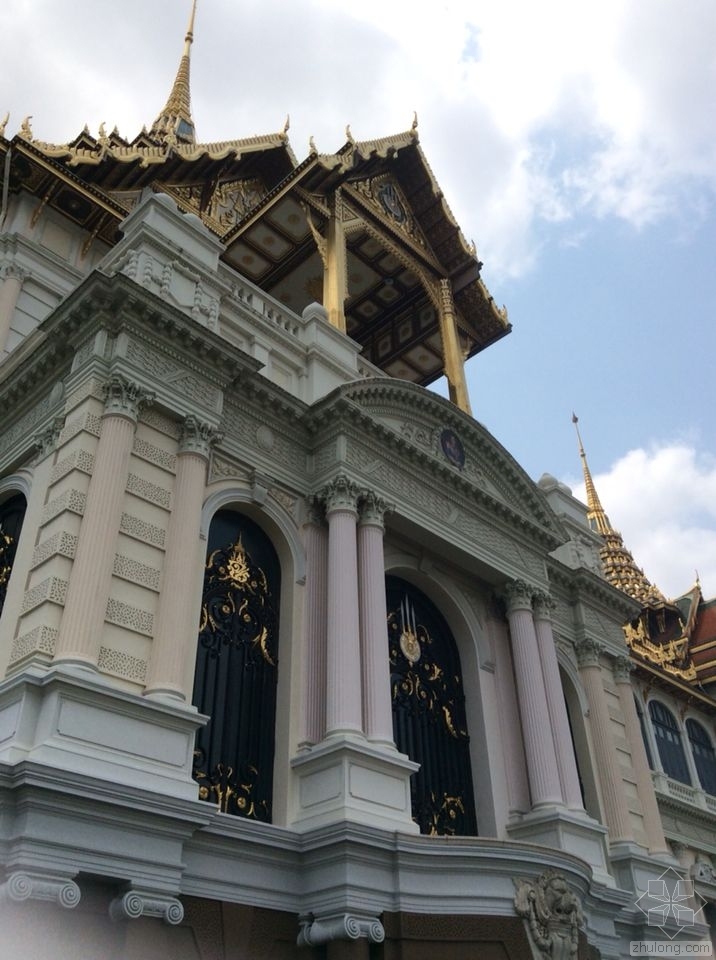 曼谷大皇宫内的建筑-image3.jpg