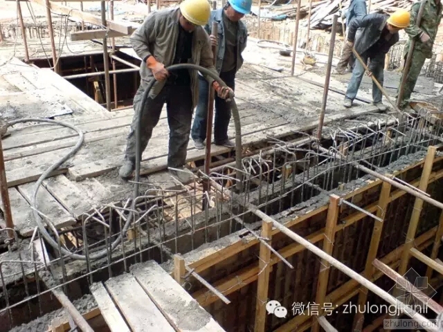 水泥混凝土拌和站建设标准资料下载-“烧烤模式”下 使用水泥混凝土施工注意事项