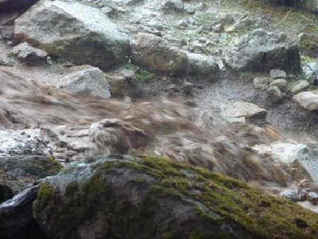 基坑支护钢支撑招标资料下载-地质灾害与降雨的关系，你了解吗？