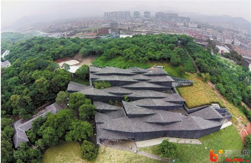 标准瓦片cad资料下载-中国美院民艺馆正式开馆 让建筑消失在自然