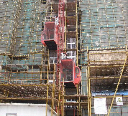 广东项目安全管理制度资料下载-施工升降机使用管理制度