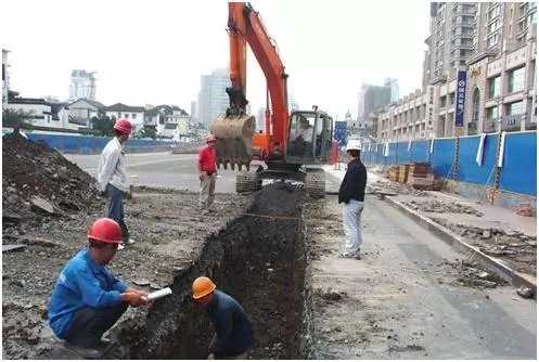 墙下条基cad资料下载-一套标准化工法解决地下连续墙的所有不良现象