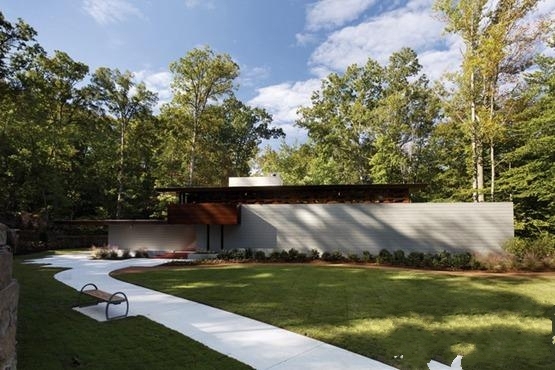 美国费耶特维尔阿肯色资料下载-美国建筑师赖特作品“巴赫曼-威尔逊屋”找到新“家”