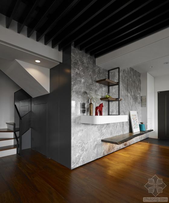 台湾两层楼住宅室内客厅实景图-台湾两层楼住宅第12张图片