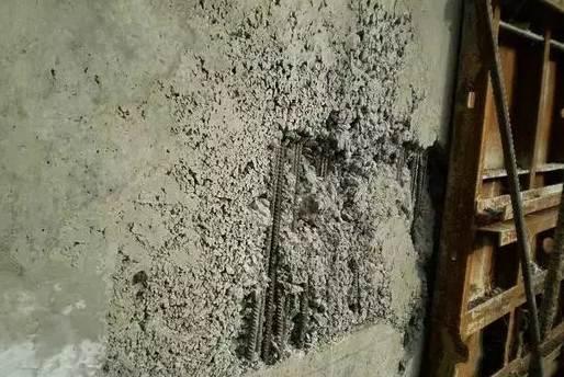 混凝土露筋缺陷情况