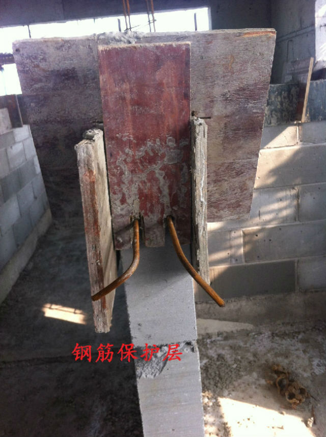 砌体常见质量通病资料下载-建筑工程施工常见质量通病照片分析