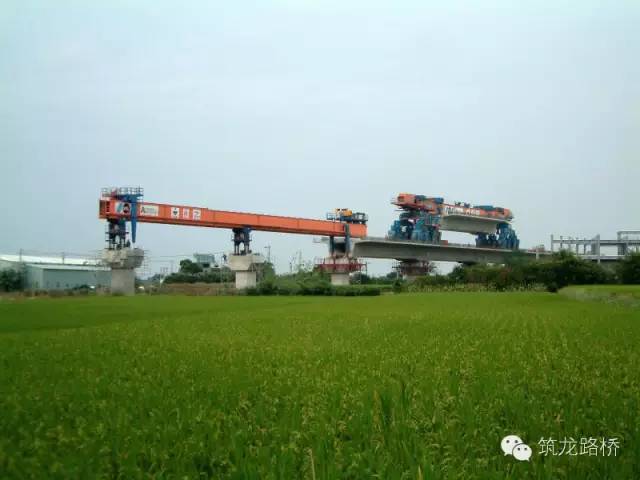 桥施工现场CAD平面图资料下载-想去高铁施工现场看看？来，满足你！