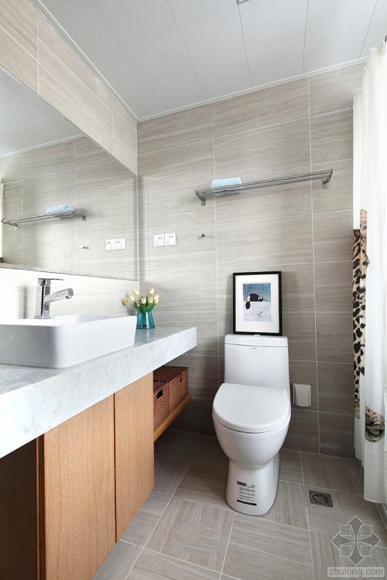 宽敞透亮风格的住宅室内卫浴实景-宽敞透亮风格的住宅第8张图片