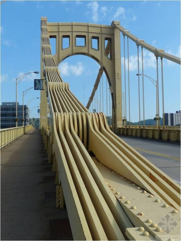 钢结构人行桥景观图纸资料下载-城市钢结构高架桥