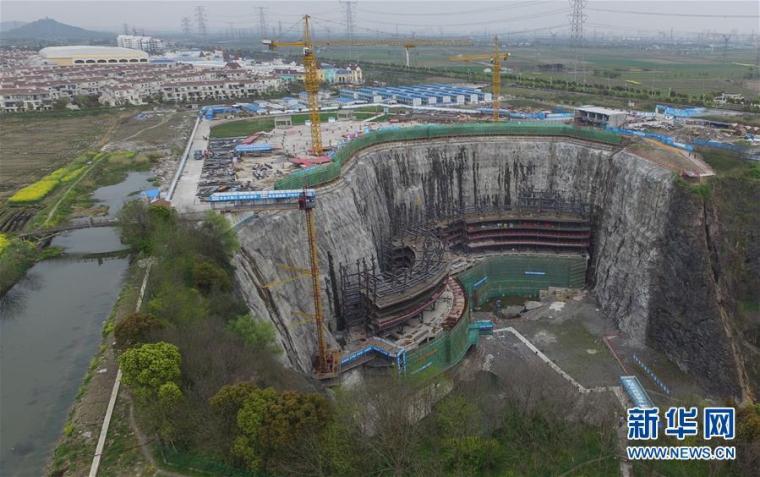 上海深坑酒店建筑资料下载-“世界建筑奇迹”上海深坑酒店明年建成