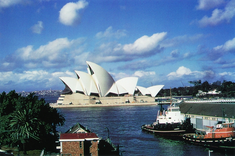 澳大利亚悉尼歌剧院资料下载-悉尼歌剧院