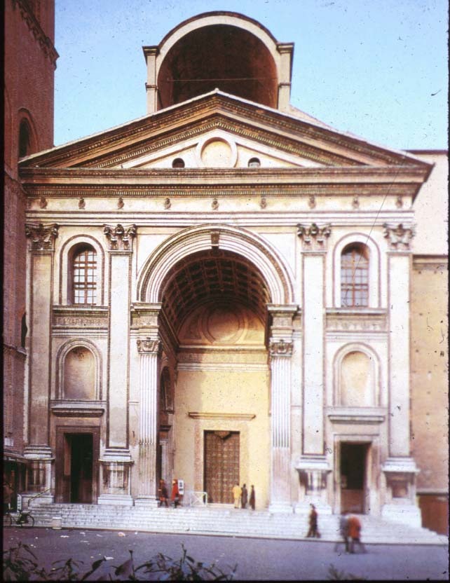 圣巴西利亚大教堂资料下载-圣安德烈大教堂(Sant‘Andrea Della Valle)