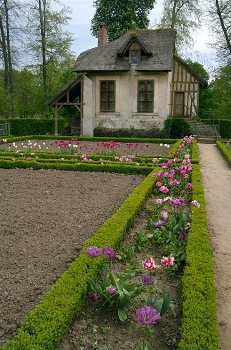 -小特里阿农别馆(L‘Hameau)第6张图片