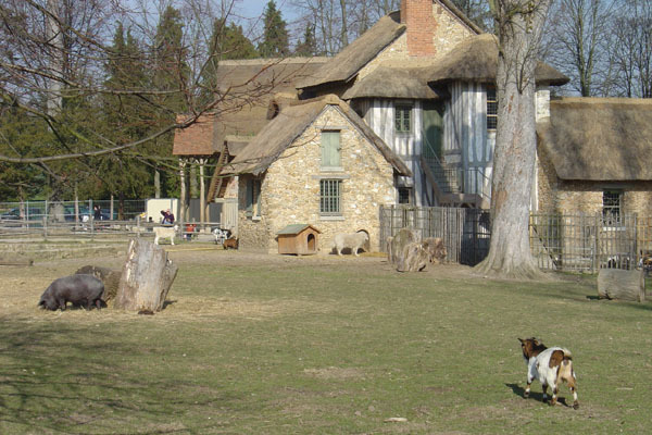 -小特里阿农别馆(L‘Hameau)第21张图片