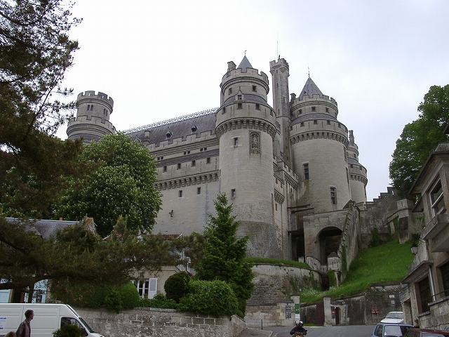 皮埃尔丰城堡(chateau de pierrefonds)