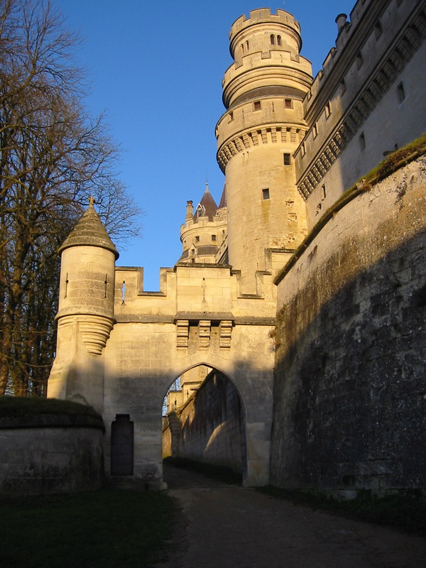 皮埃尔丰城堡(chateau de pierrefonds)