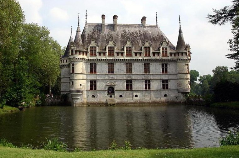 里杜城堡 （Chateau d‘Azay-le-Rideau）