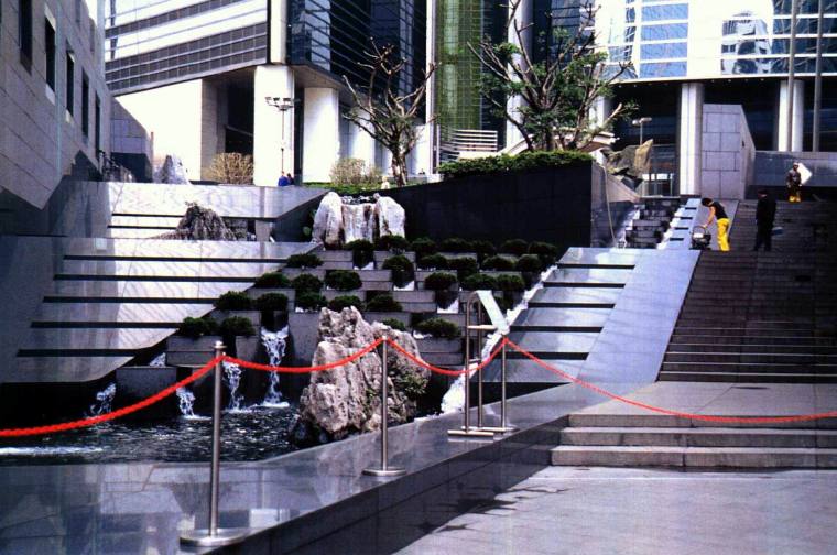钢笔速写建筑简单图片资料下载-建筑入口与台阶构成的叠泉