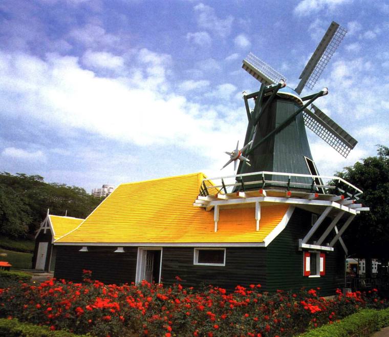 荷兰风车su模型资料下载-具有欧陆风情的荷兰风车