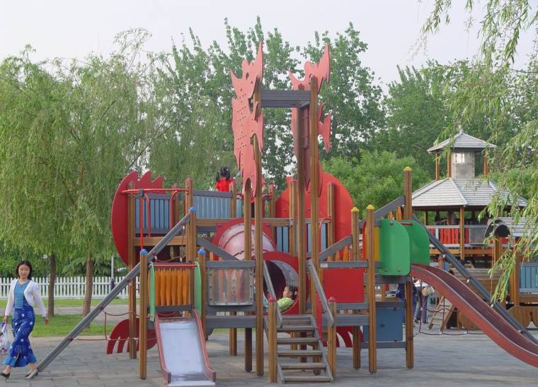 儿童游乐公园资料下载-北京国际雕塑公园-儿童游乐