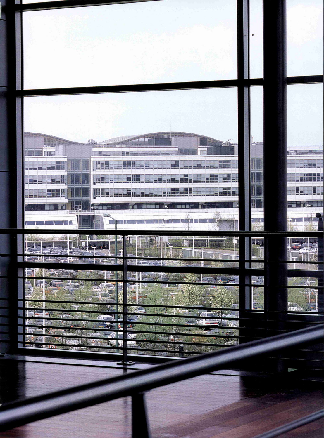 雷诺科技中心"梯形楼"(renault technocentre la gradien