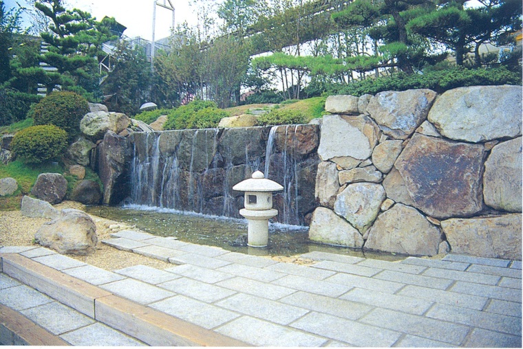 瀑布、喷泉263