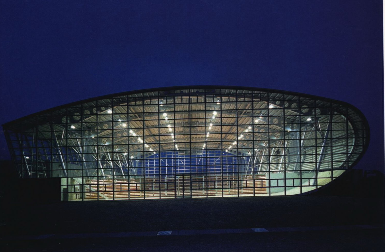 滋贺县立大学体育馆(the university of shiga prefecture,gymnasi