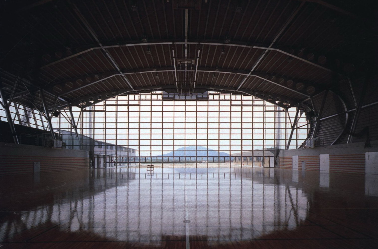 滋贺县立大学体育馆(the university of shiga prefecture,gymnasi