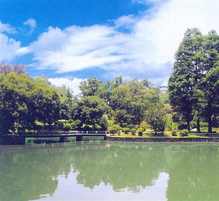 水池044