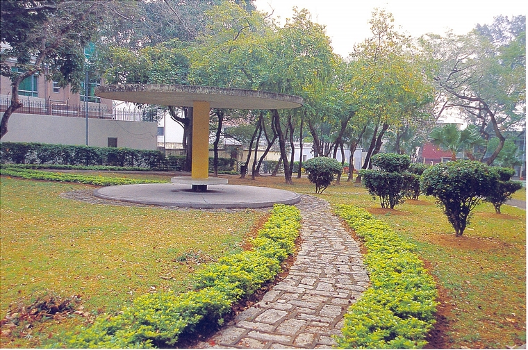 廊架04