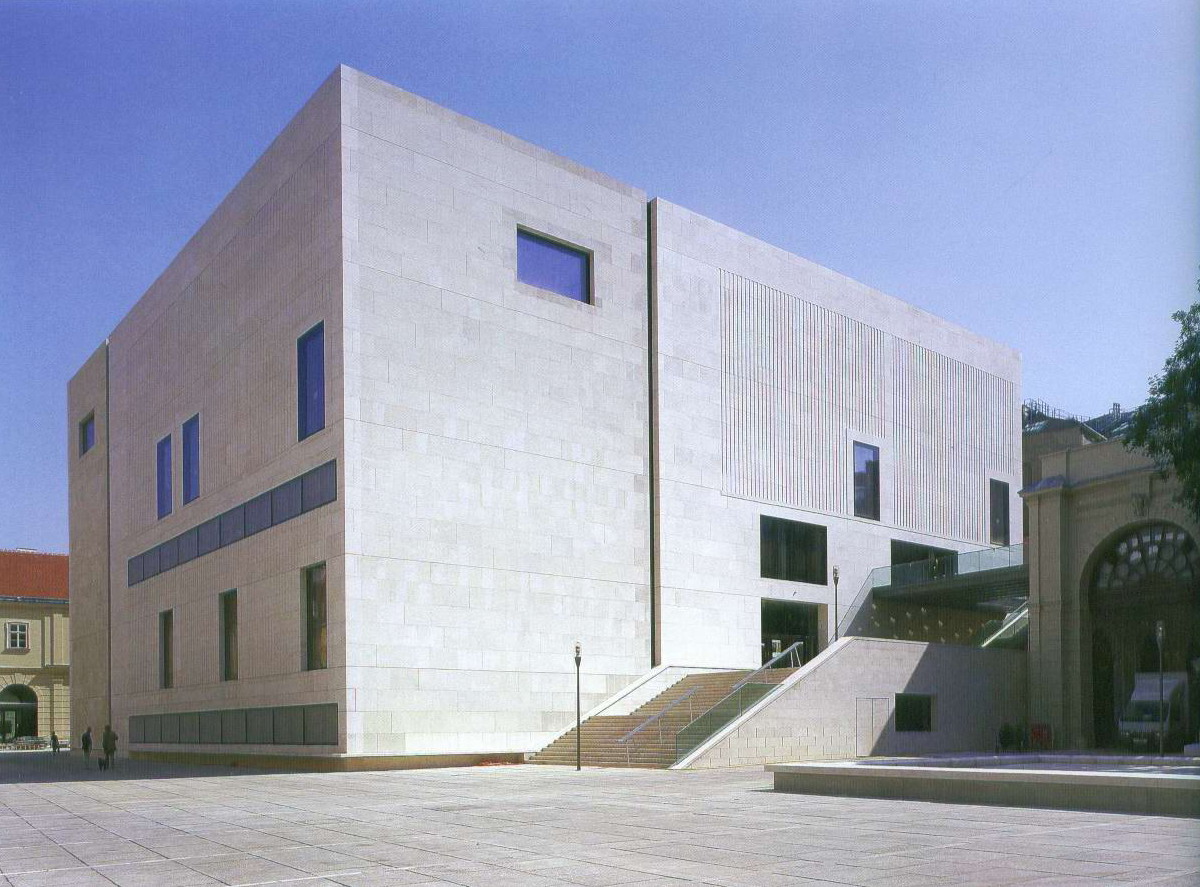 利奥波德博物馆(leopold museum)