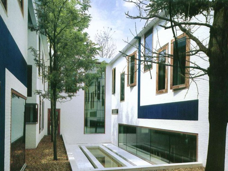 媒体管理局大楼资料下载-媒体管理局大楼（Media Authority Building）