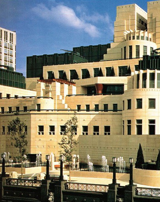 英国巴克莱银行总部大楼资料下载-M16政府总部大楼(government headquarters building(M16))