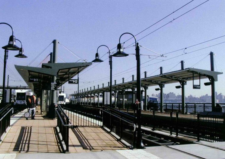 美国华盛顿大学轻轨资料下载-Hoboken轻轨车站（Hoboken Light Rail Station）