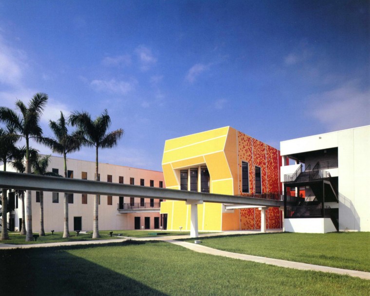佛罗里达库依别墅资料下载-佛罗里达国际大学建筑学院（School of Architecture, Florida Int