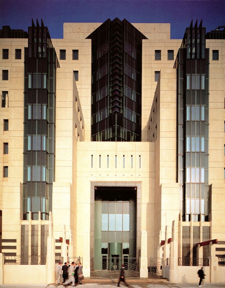 英国巴克莱银行总部大楼资料下载-政府总部大楼（Government Headquarters Building (MI6), Vauxhal