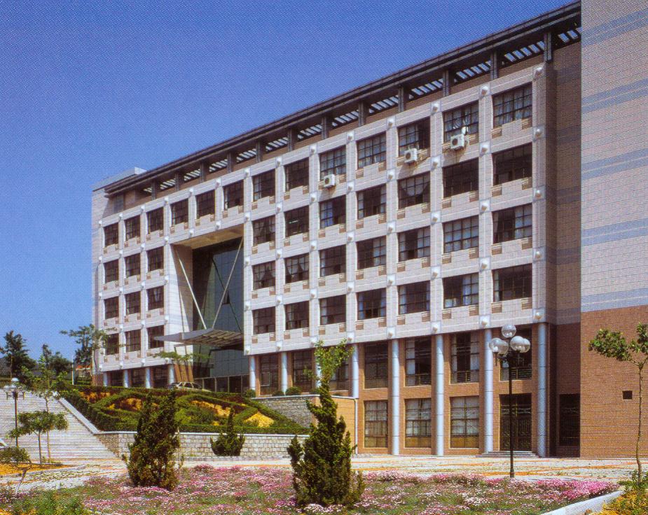 烟台鲁东师范大学图片