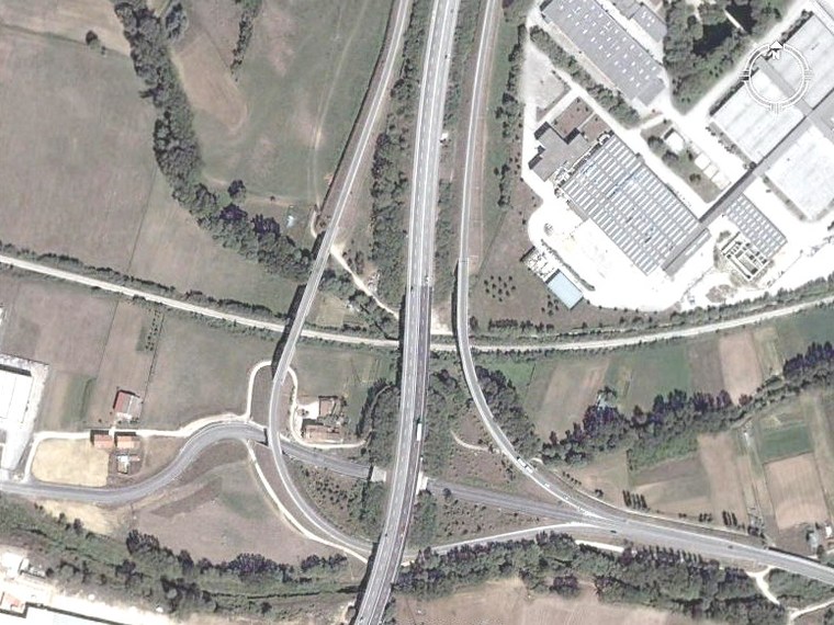 意大利-Abruzzo-L＇Aquila-立交桥1