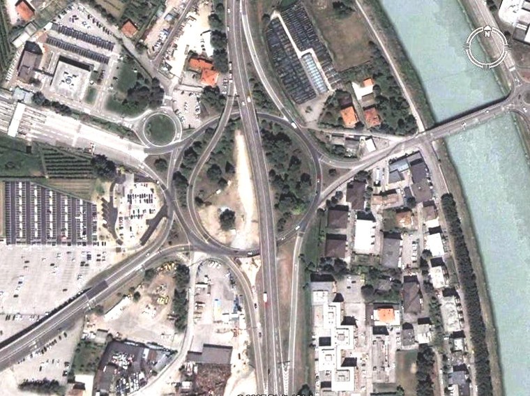 意大利 Trentino-Alto Adige地区Trento市立交桥３