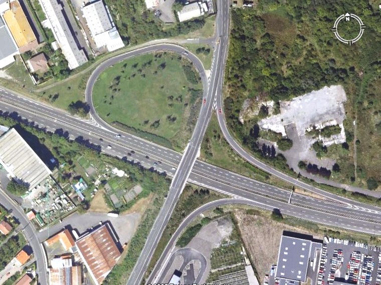 法国-Auvergne-(Clermont-Ferrand)-立交桥4