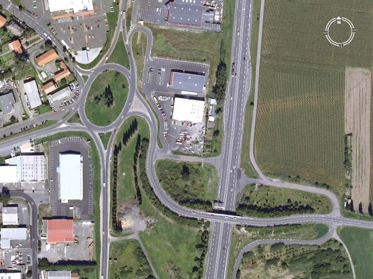 法国-Auvergne-(Clermont-Ferrand)-立交桥9